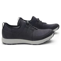 TRAQ® By Alegria Cynch Pavement Sneaker (Men's) -Ecco Shoe Store CYN Pavement 3