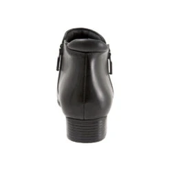 Trotters Major Black Leather (Women's) -Ecco Shoe Store black 5 4b6f5b56 7265 4e3d 92f4 345c84ead702