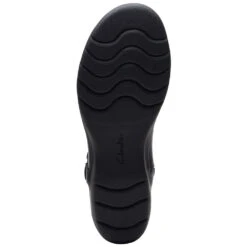 Clarks Cheyn Lindie Boot Black Leather (Women's) 11 Clarks Cheyn Lindie Boot Black Leather (Women's) -Ecco Shoe Store black 7 ea4589ad 1cd8 421f b3da 1fe478ed06b9