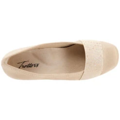 Trotters Samantha Nude Micro (Women's) -Ecco Shoe Store nude 6 be6a58e7 b07d 416d 8694 95a0215501db